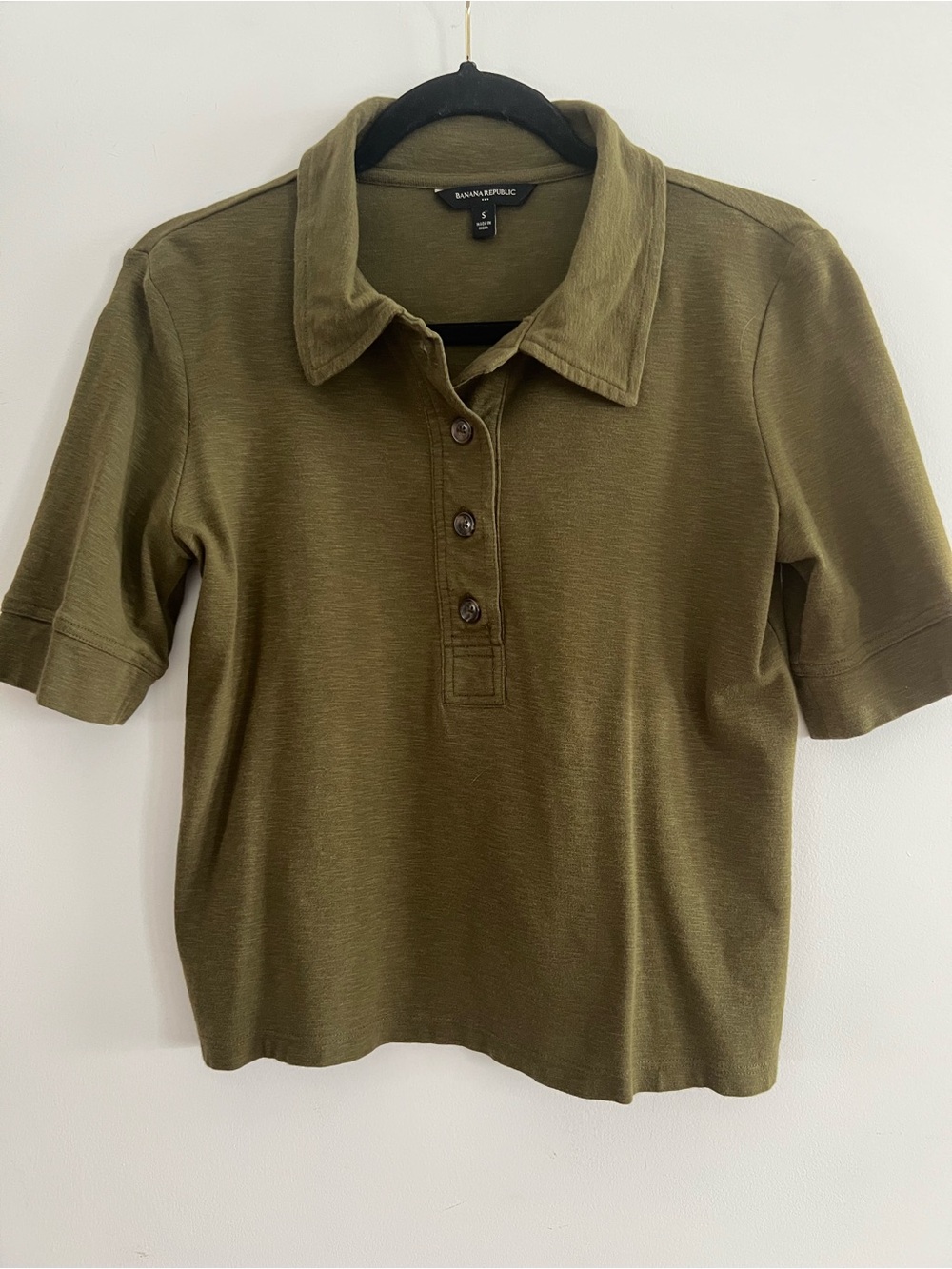 Banana Republic Olive Green Short Sleeve Button-Down Polo